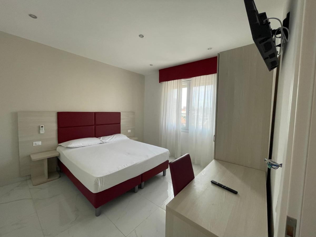 Venice Hub Mestre Exterior photo